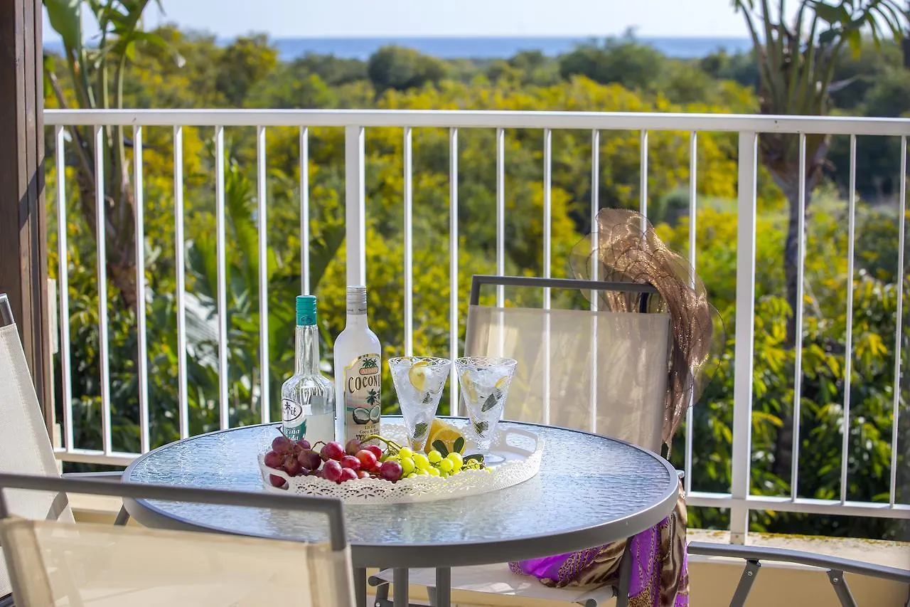 Ayia Napa Tropical Beach Villa 0*, Ayia Napa Cipro