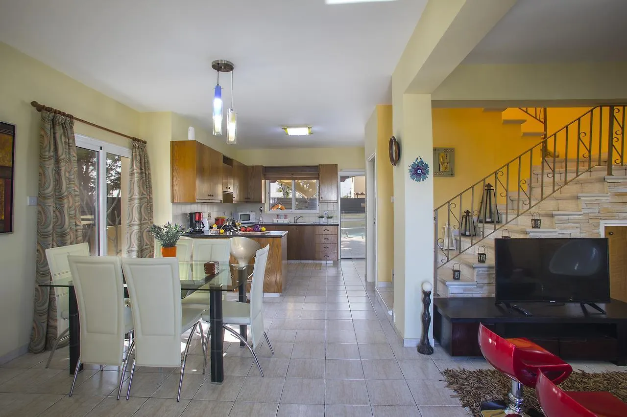 Ayia Napa Tropical Beach Villa Cypern
